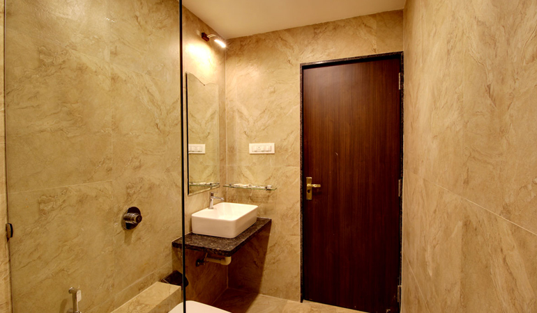 Imperial room Bathroom Ivy Park Resort Panchgani